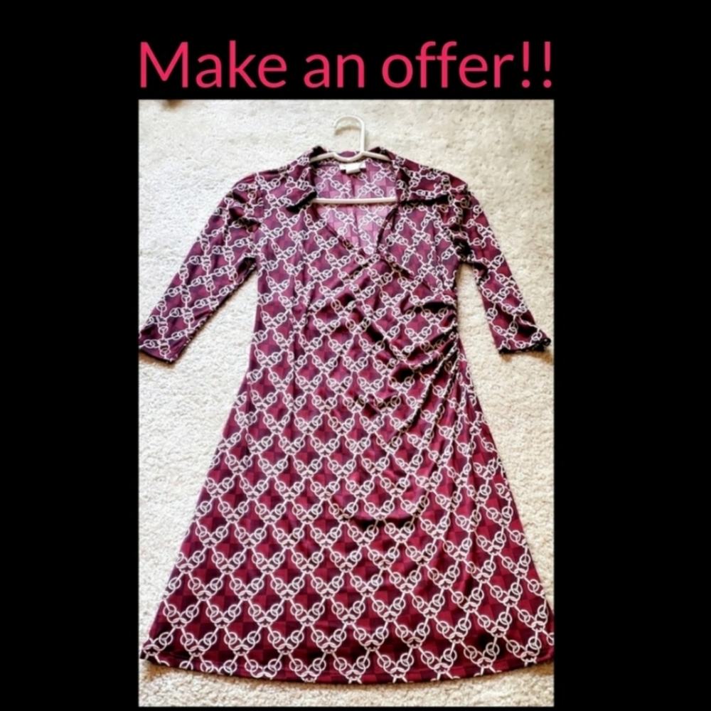 👗Faux wrap Red/Gold Chainlink Dress! Size Medium